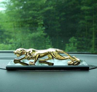 看了走不動(dòng)道的幾款汽車擺件,不僅寓意好還很時(shí)尚!男女司機(jī)必備